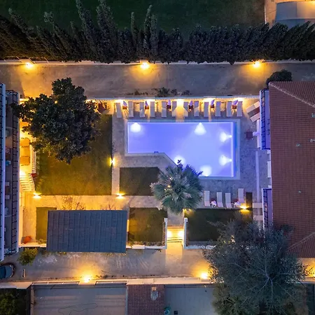 فندق Blue Bay 4*