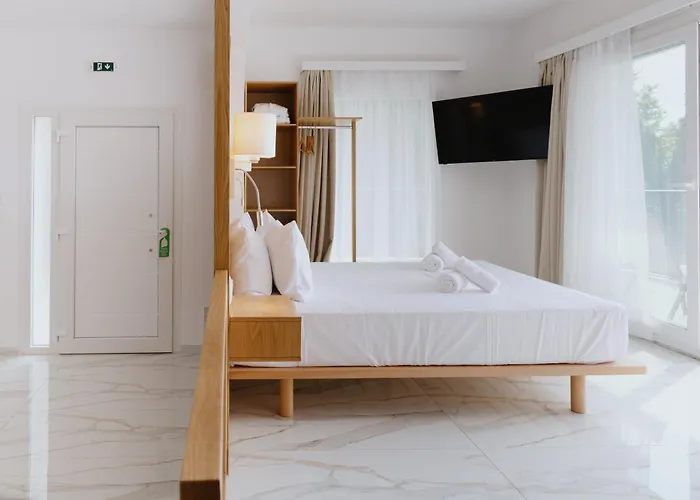 Blue Bay 4* Nea Iraklitsa