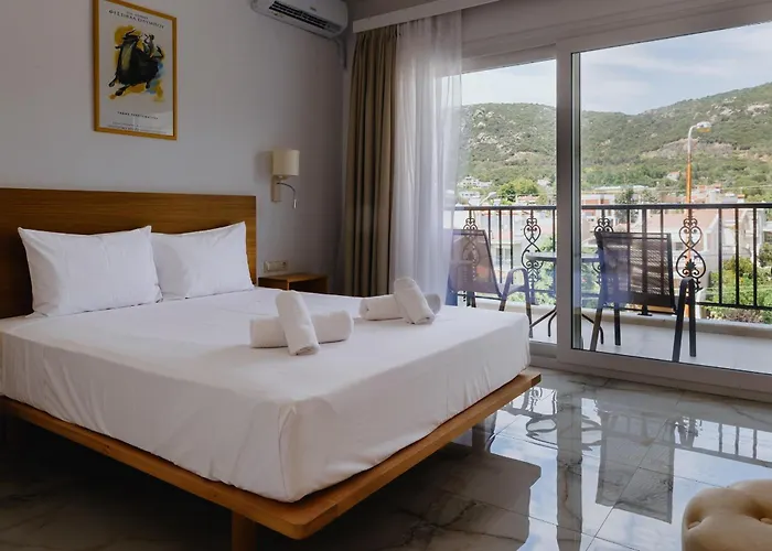 Blue Bay 4* Nea Iraklitsa